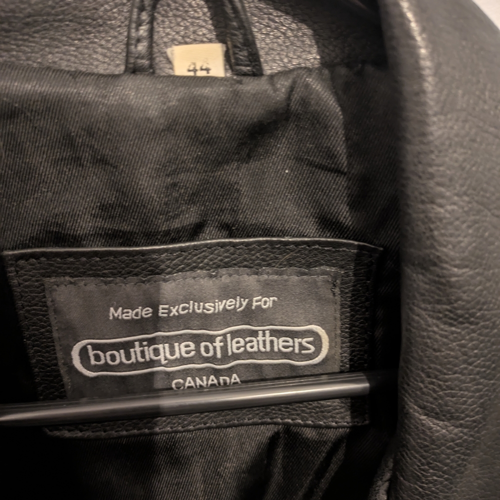 Men's Classic Black Bomber Jacket - Picture 2 of 4